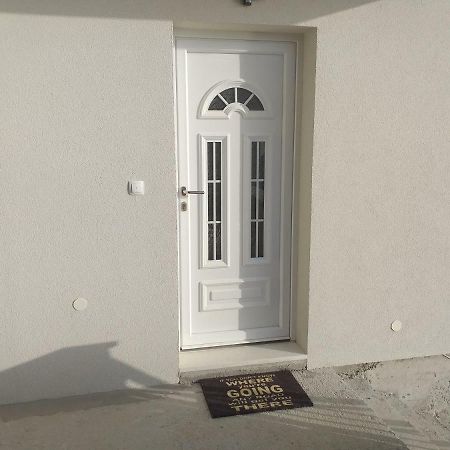 Apartment Zaklopatica Lastovo Exterior foto