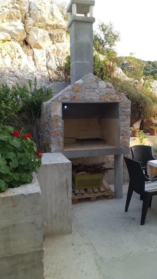 Apartment Zaklopatica Lastovo Exterior foto